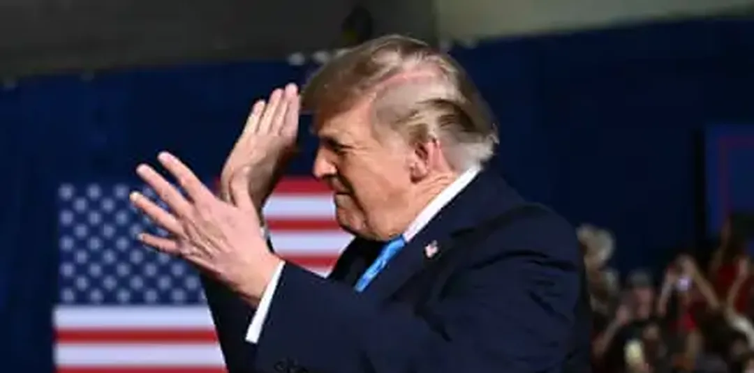 Trump Suggests He Would Let Iran ‘Take Out’ Los Angeles or San Diego