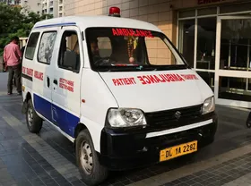 Mueren 19 Personas por Consumo de Alcohol Adulterado en UN Estado "Seco" de la India