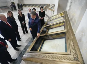 Xi Jinping Termina Su Visita A Donald Trump en Washington con el Trofeo de Ver Tratada A China Como la Otra Gran Potencia