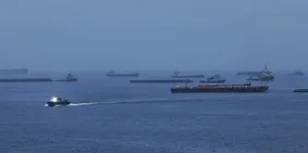 ABD, İran'a yönelik ablukayı başlattı