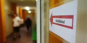 Die Wahllokale Sind Geöffnet