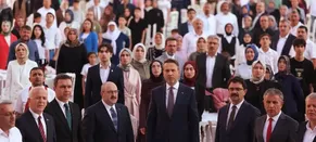 Bakan Bayraktar, Tevfik İleri Anadolu İmam Hatip Lisesi'nde mezuniyet törenine katıldı