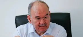 Burhan Özfatura Kimdir, Kaç Yaşında ve Nereli? Özfatura Neden Öldü?