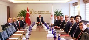 Enerji Bakanı Bayraktar, BAE ile 1 milyar dolarlık yatırımda son aşamaya geldiklerini bildirdi