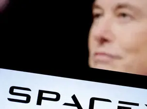 Musk'tan Yapay Zeka Yarışı İddiası: "Spacex 6 Ayda Zirveye Çıkabilir"