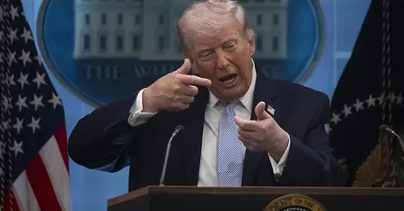 ABD Başkanı Trump: İran'ı bu gece ve yarın çok sert vuracağız