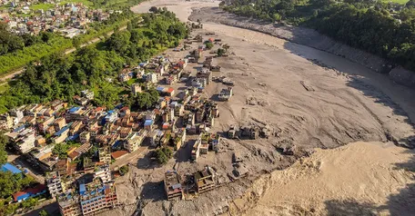 Nepal'deki selde hayatını kaybedenlerin sayısı 579'a çıktı