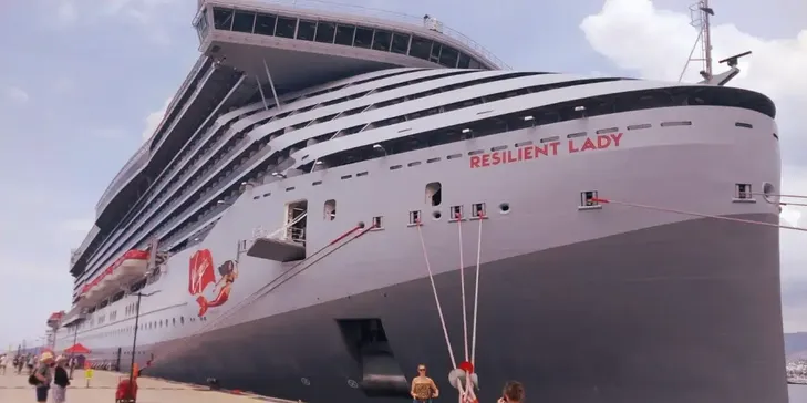 Bodrum'a "Resilient Lady" kruvaziyeriyle 2 bin 539 yolcu geldi