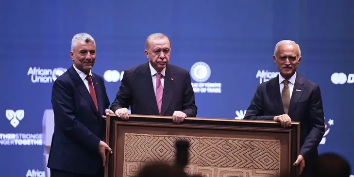 Cumhurbaşkanı Erdoğan, Türkiye-Afrika 5. İş ve Ekonomi Forumu'nda konuştu: (2) Cumhurbaşkanı Erdoğan, Türkiye-Afrika 5. İş ve Ekonomi Forumu'nda konuştu: (2)