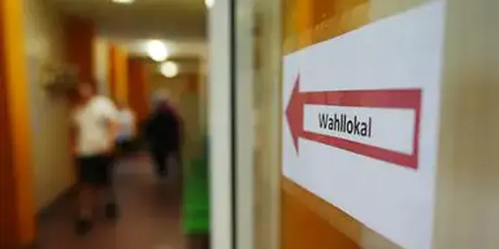 Die Wahllokale Sind Geöffnet