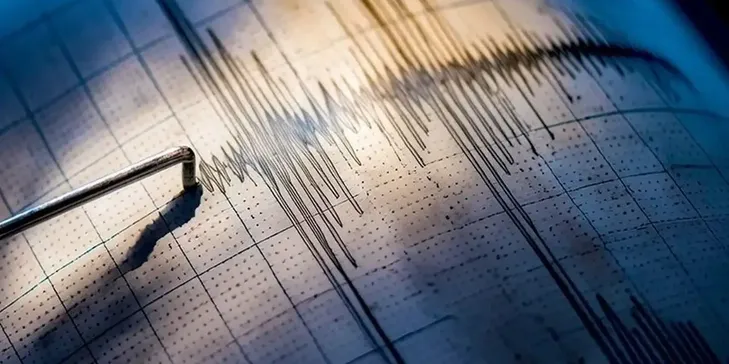 Peru'da 6,7 büyüklüğünde deprem