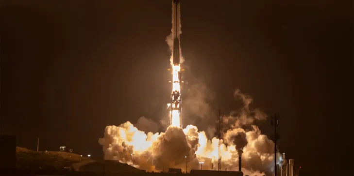 Reino Unido Creará UN Escuadrón Espacial para Proteger Sus Satélites Ante la Creciente Pugna Espacial con Rusia y China