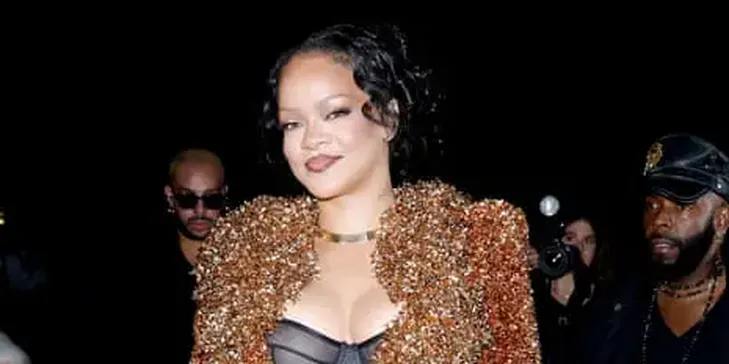 Scoop! Underwire Bras Are Back in Fashion
