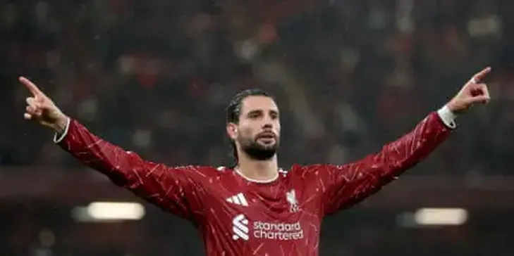Szoboszlai screamer seals Liverpool’s progress as De Zerbi’s Spurs woes grow