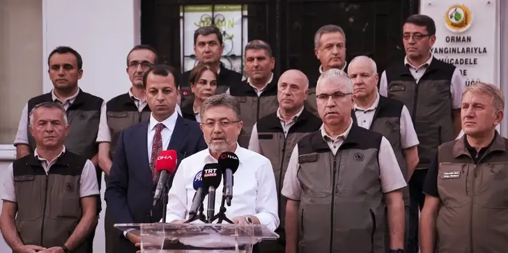 Tarım ve Orman Bakanı Yumaklı'dan orman yangınlarına ilişkin açıklama: Tarım ve Orman Bakanı Yumaklı'dan orman yangınlarına ilişkin açıklama: