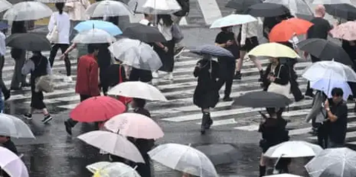 Tokyo Succumbs to ‘Rain Fatigue’ After a Record 35 Consecutive Days of Showers