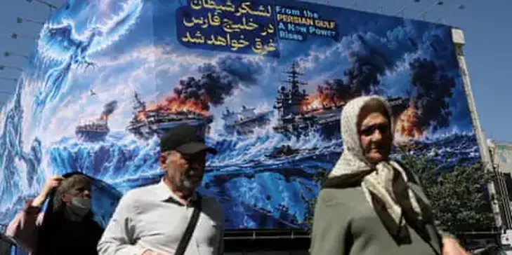 Trump Faces Tough Choices as Iran Dangles Deal to Reopen Hormuz Before US Midterms