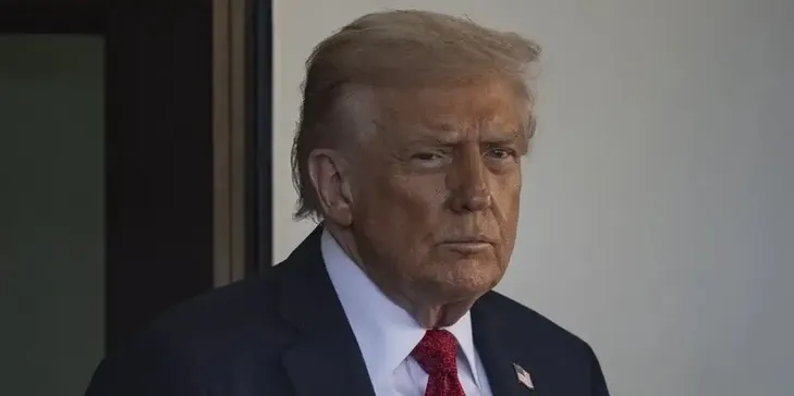 Trump'tan Kanada ürünlerine ihale yasağı