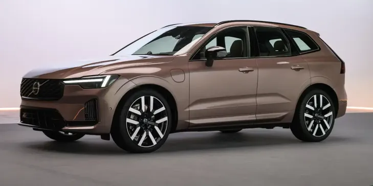 Yeni Volvo XC60 tanıtıldı: 41,2 kWh batarya, 200 km elektrikli menzil