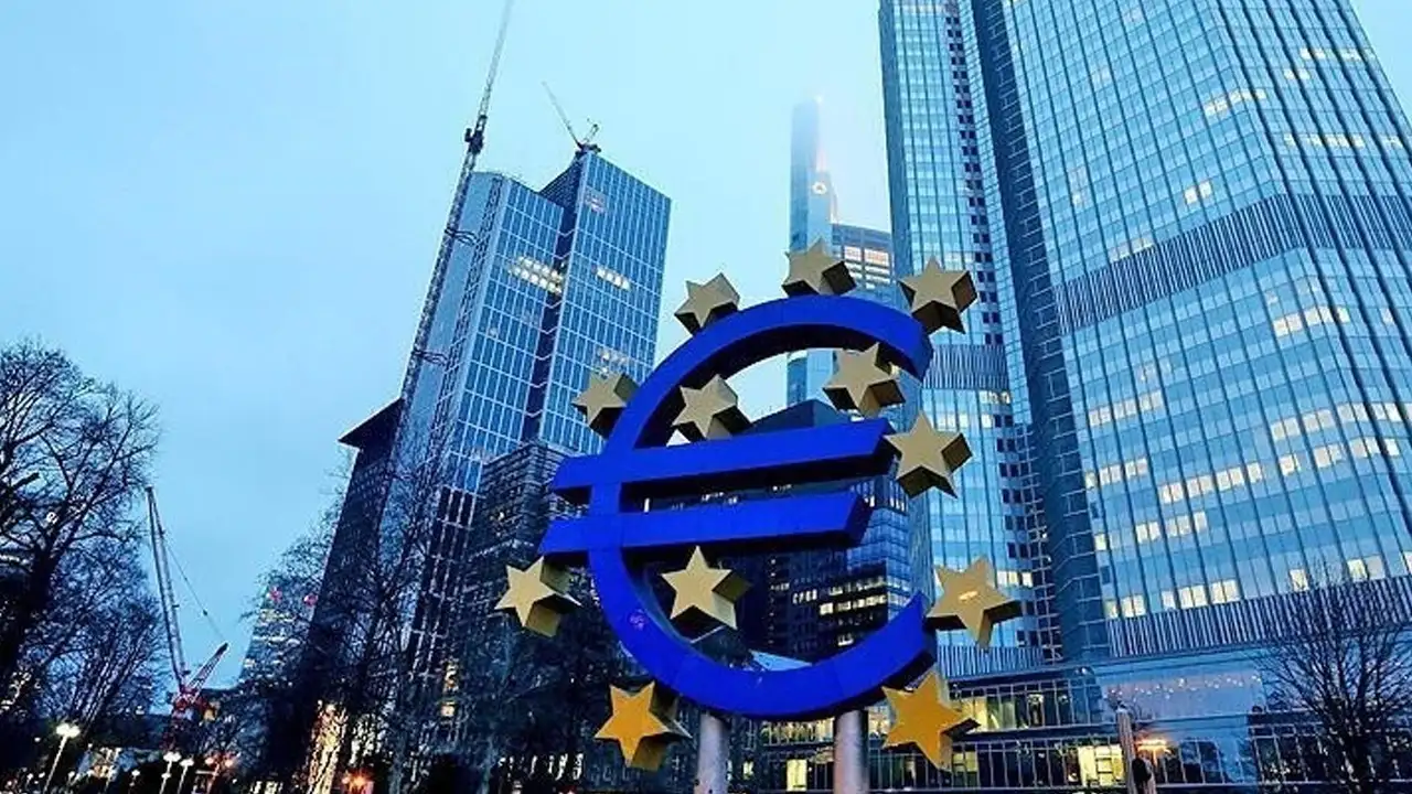 ECB Üç Yıl Sonra Faiz Artırdı: Banka, Politika Faizini 25 Baz Puan Yükseltti