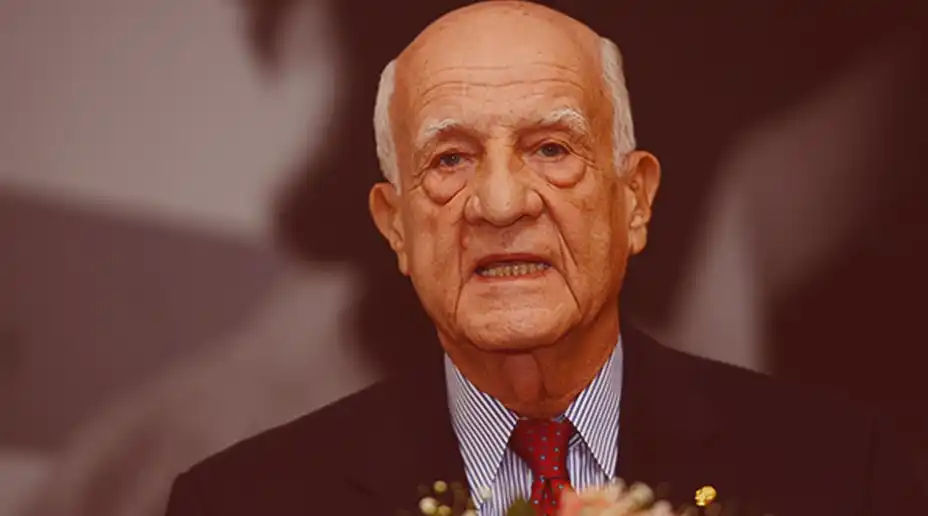 İnan Kıraç Kimdir, Nerelidir? Hayatı ve Kariyeri Hakkında Önemli Detaylar