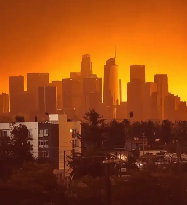 Los Angeles'ı Kül Eden Dev Yangın: Hangi Ünlüler Yangında Evlerini Kaybetti?